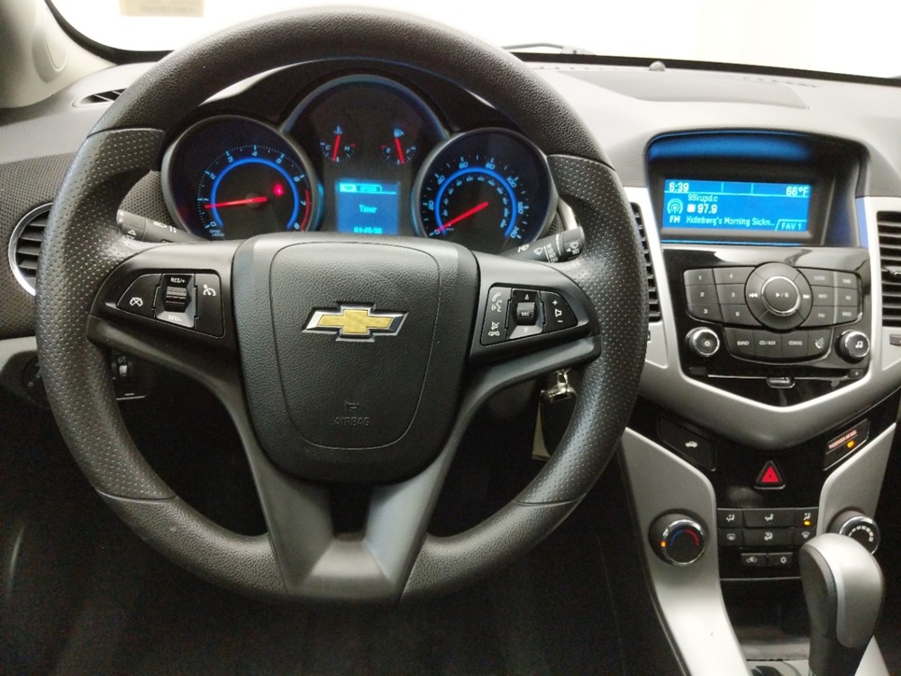 2016 Chevrolet Cruze - Driver Dash