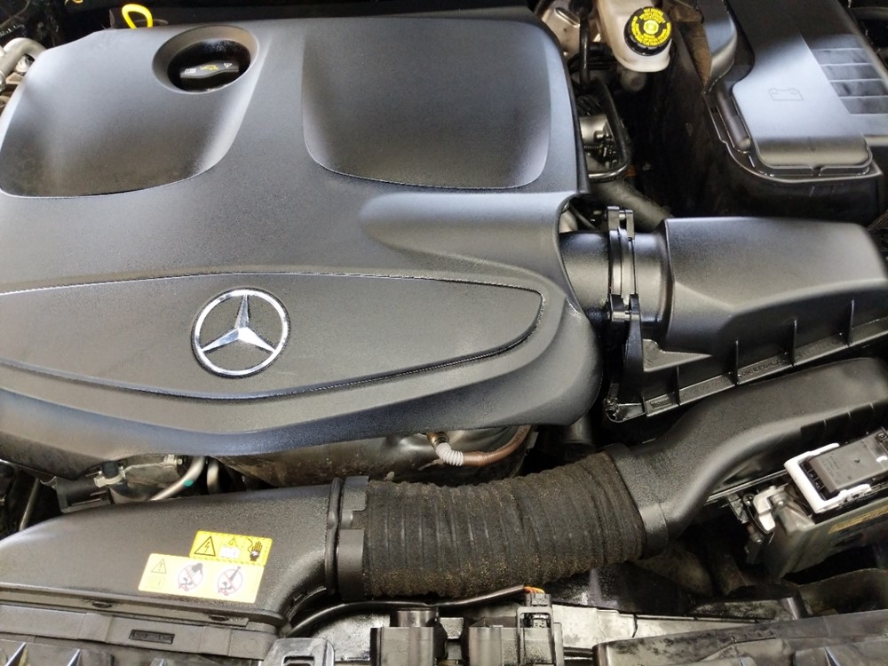 2018 Mercedes-Benz CLA250 - Engine