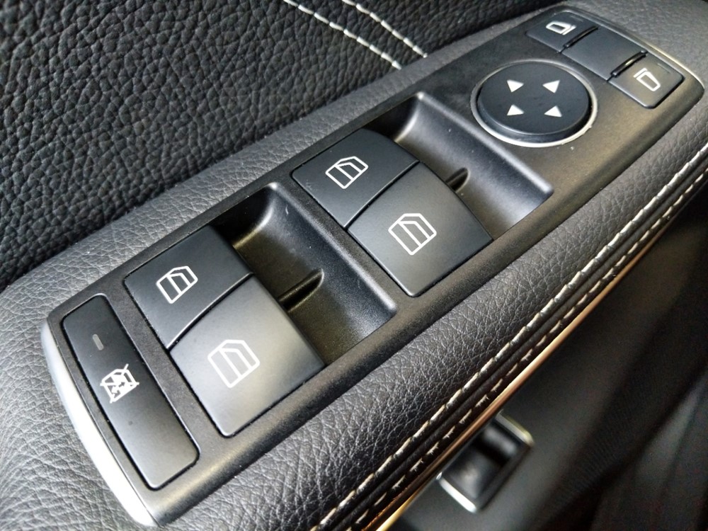 2018 Mercedes-Benz CLA250 - Driver Power Windows/Lock Control