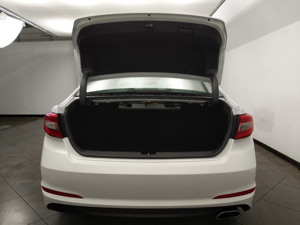 2017 Hyundai Sonata - Trunk
