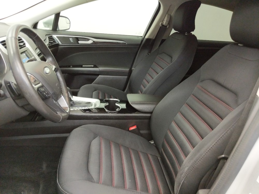 2015 Ford Fusion - Driver Front Seat