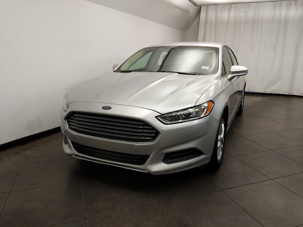2016 Ford Fusion - Driver Front Hood