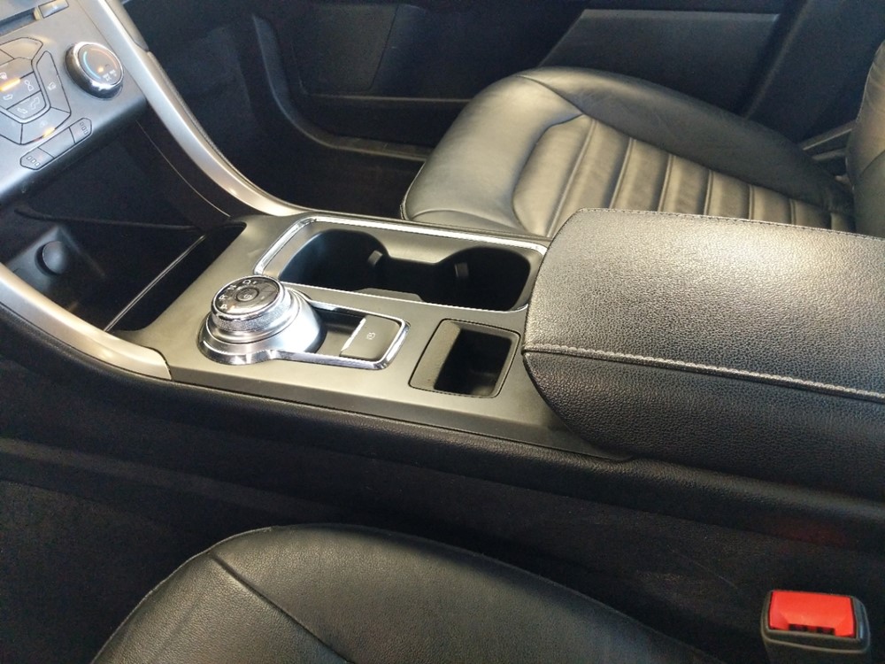 2017 Ford Fusion - Center Console/Cup Holders