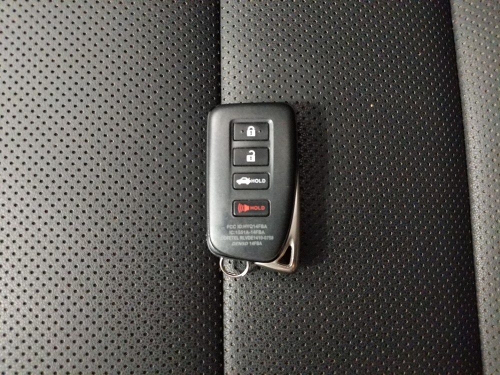2016 Lexus IS 200t - Keys