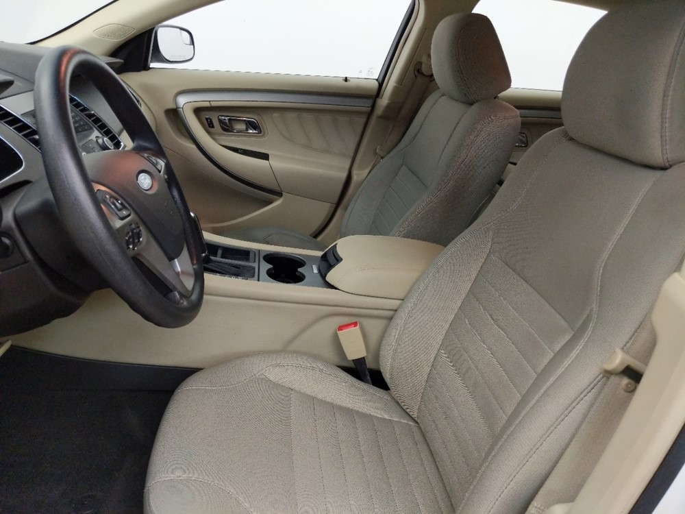 2015 Ford Taurus - Driver Front Seat
