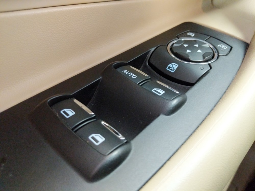 2015 Ford Taurus - Driver Power Windows/Lock Control