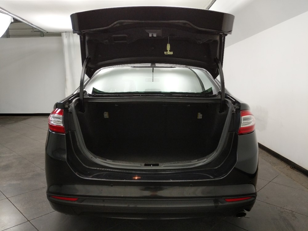 2014 Ford Fusion - Trunk