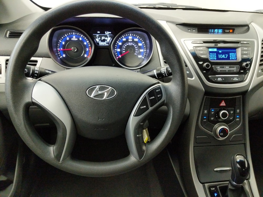 2016 Hyundai Elantra - Driver Dash