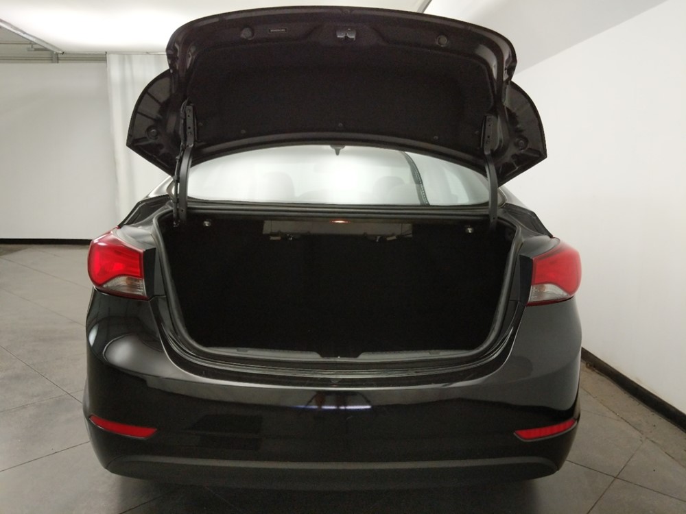 2016 Hyundai Elantra - Trunk