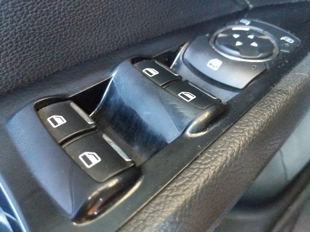 2014 Ford Fusion - Driver Power Windows/Lock Control