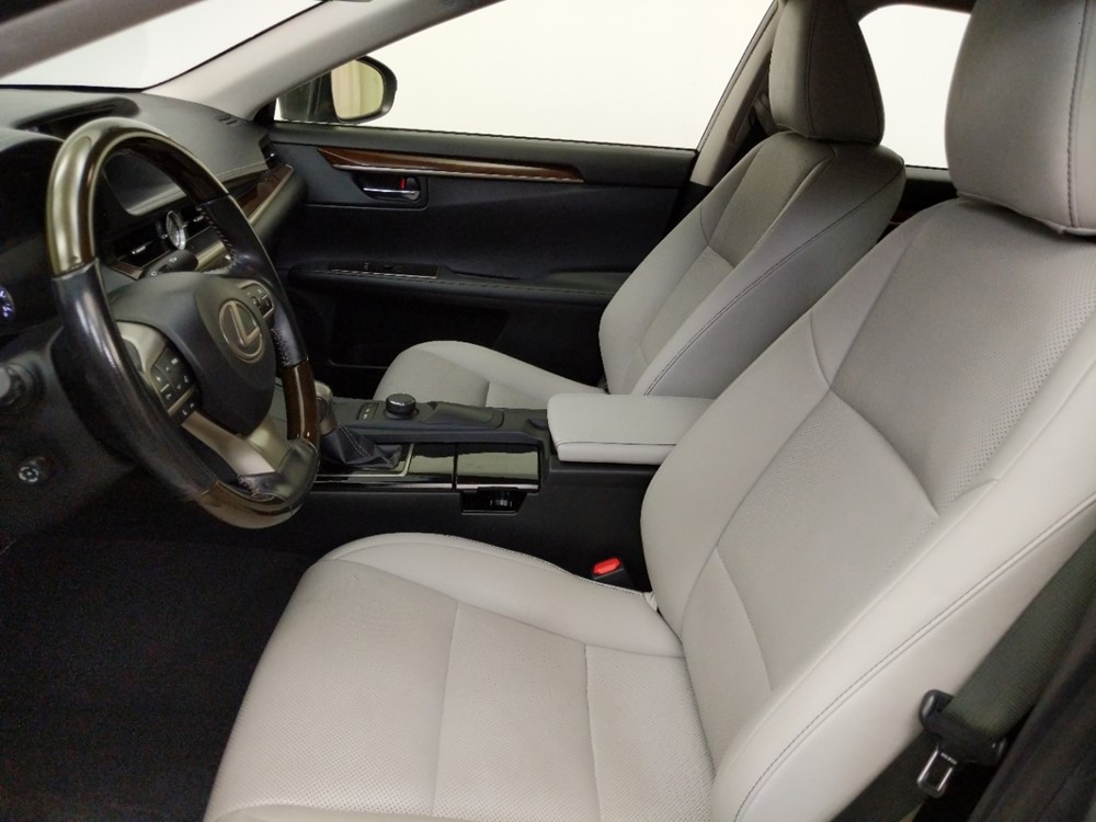 2016 Lexus ES 350 - Driver Front Seat