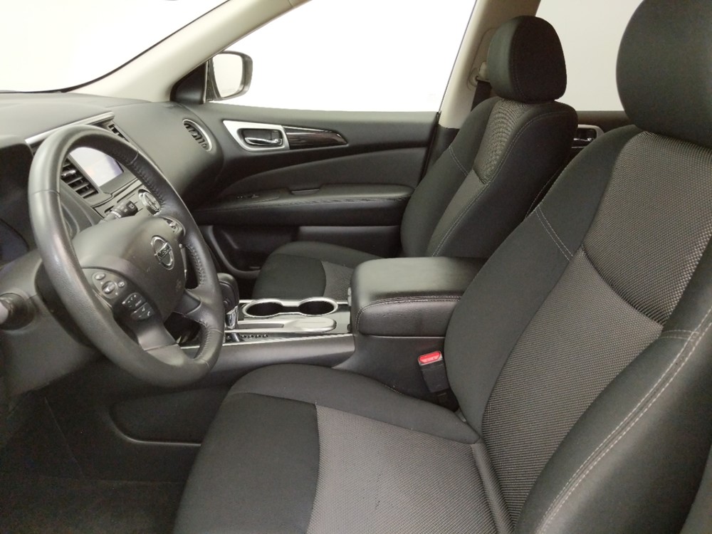 2018 Nissan Pathfinder - Driver Front Seat