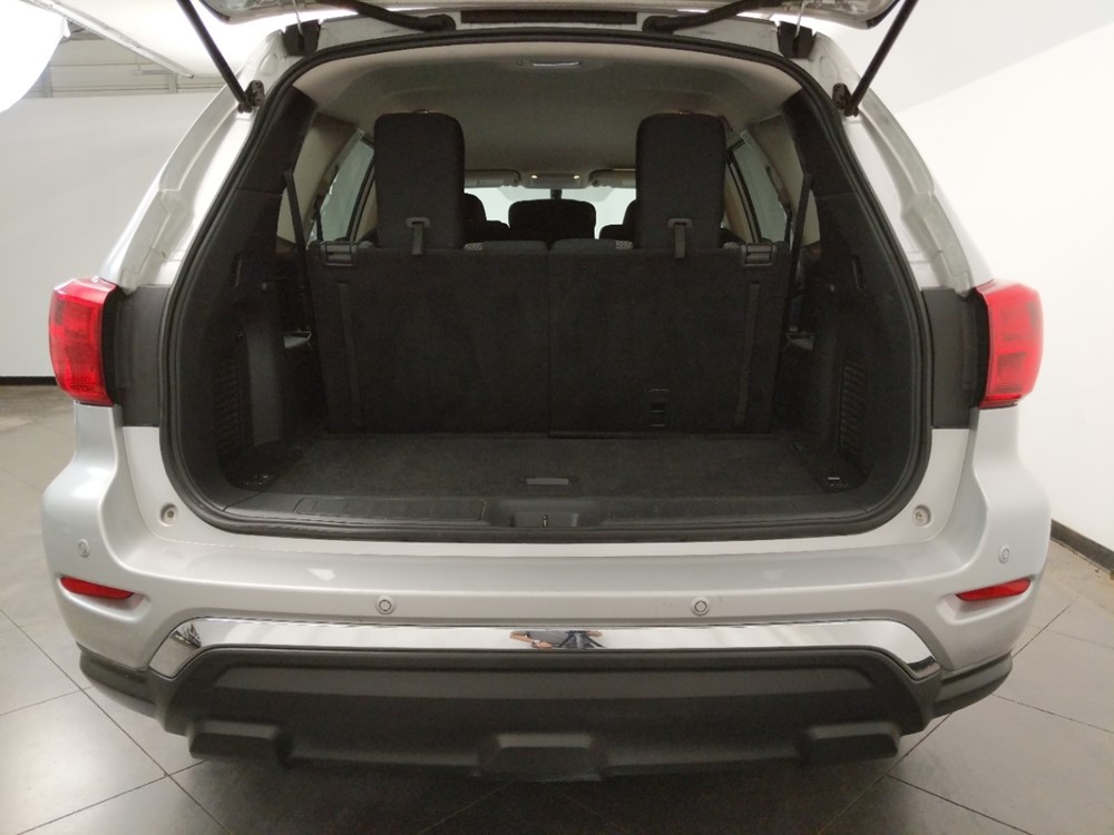 2018 Nissan Pathfinder - Trunk