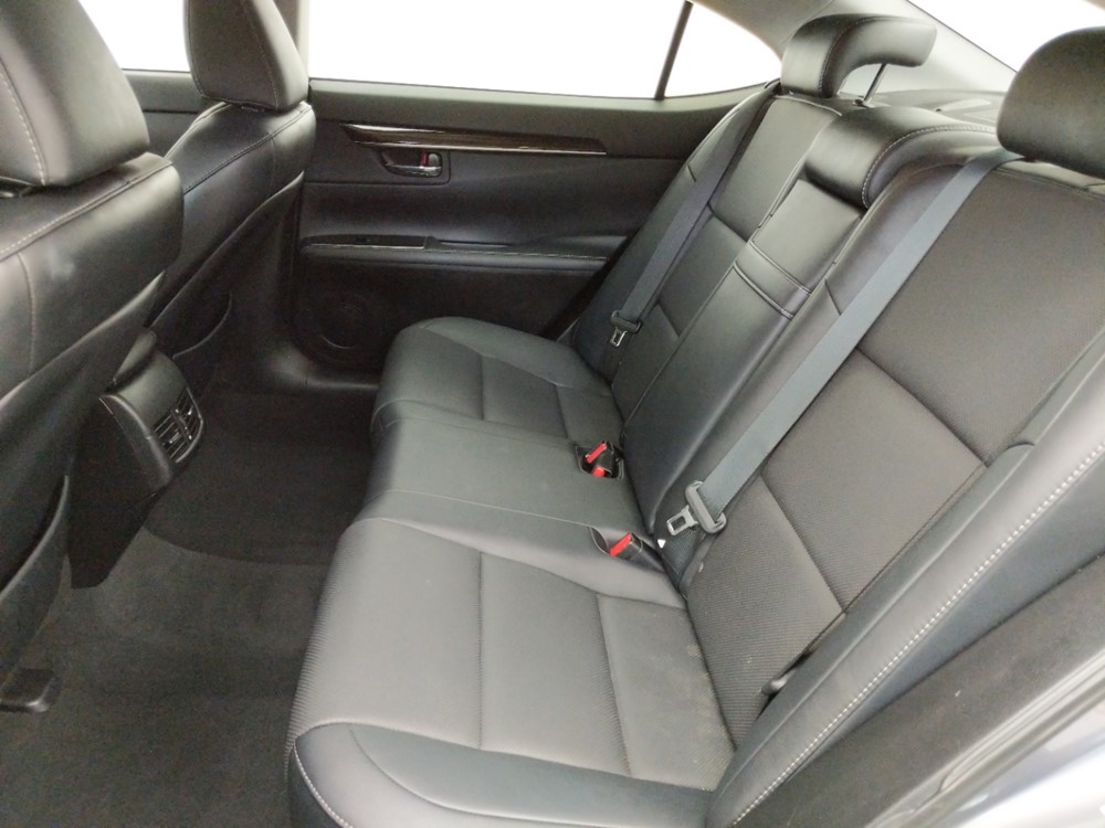 2016 Lexus ES 350 - Driver Rear Seat