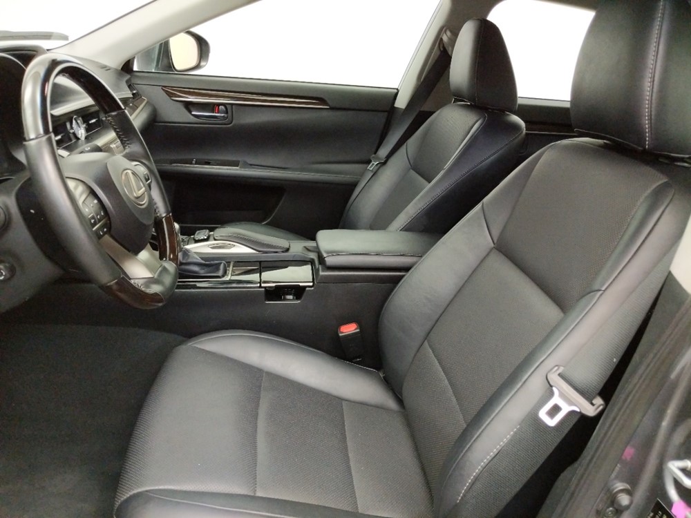 2016 Lexus ES 350 - Driver Front Seat