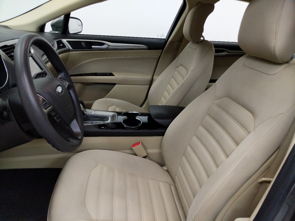 2014 Ford Fusion - Driver Front Seat