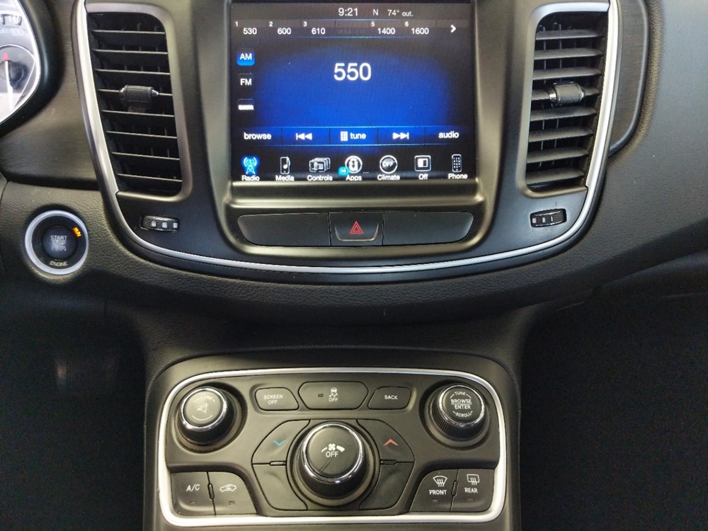 2015 Chrysler 200 - Stereo Package