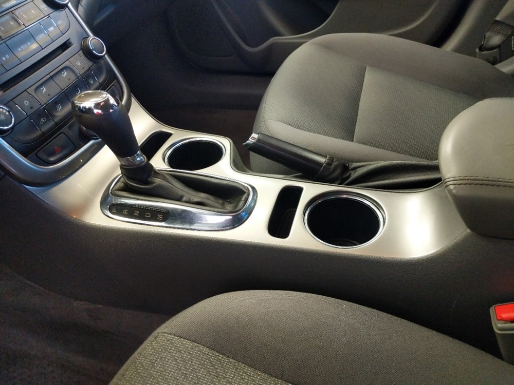 2015 Chevrolet Malibu - Center Console/Cup Holders
