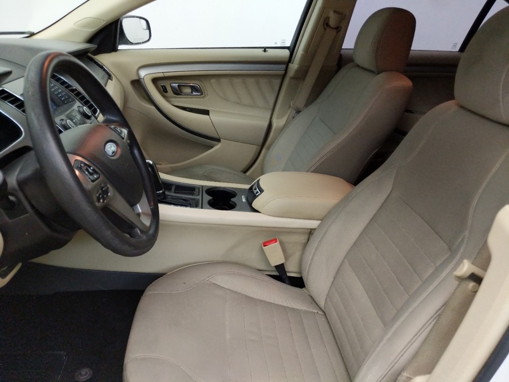 2015 Ford Taurus - Driver Front Seat