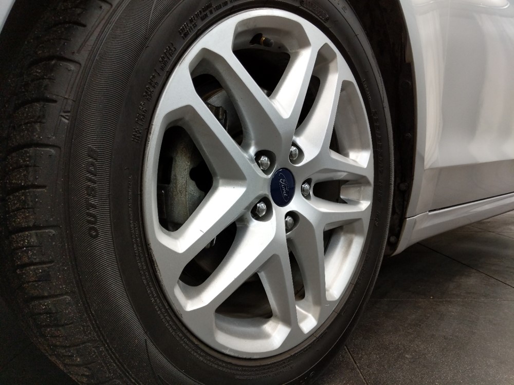 2015 Ford Fusion - Wheel