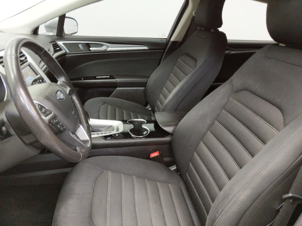 2015 Ford Fusion - Driver Front Seat