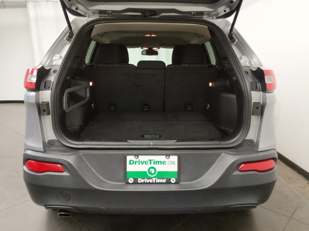 2014 Jeep Cherokee - Trunk