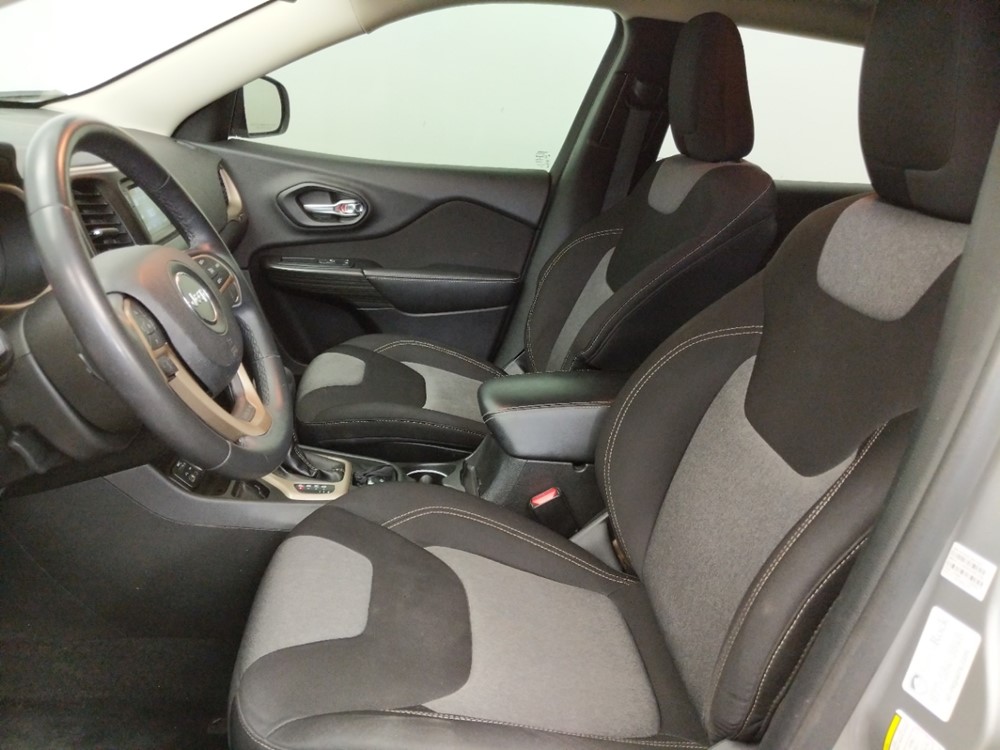 2014 Jeep Cherokee - Driver Front Seat