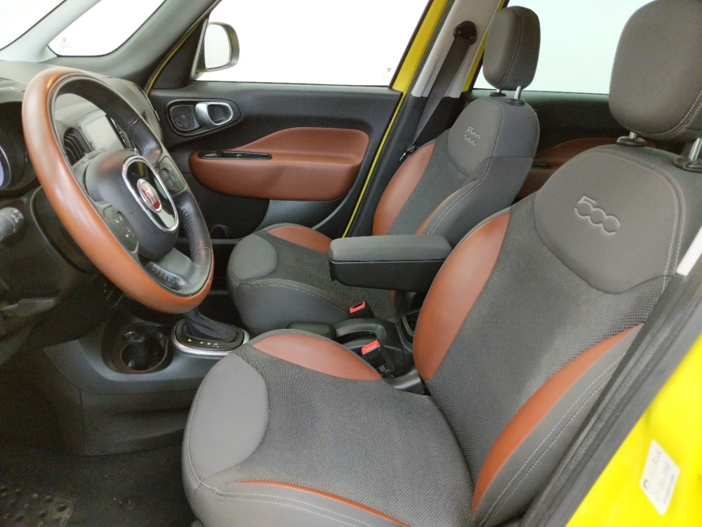 2014 FIAT 500L - Driver Front Seat