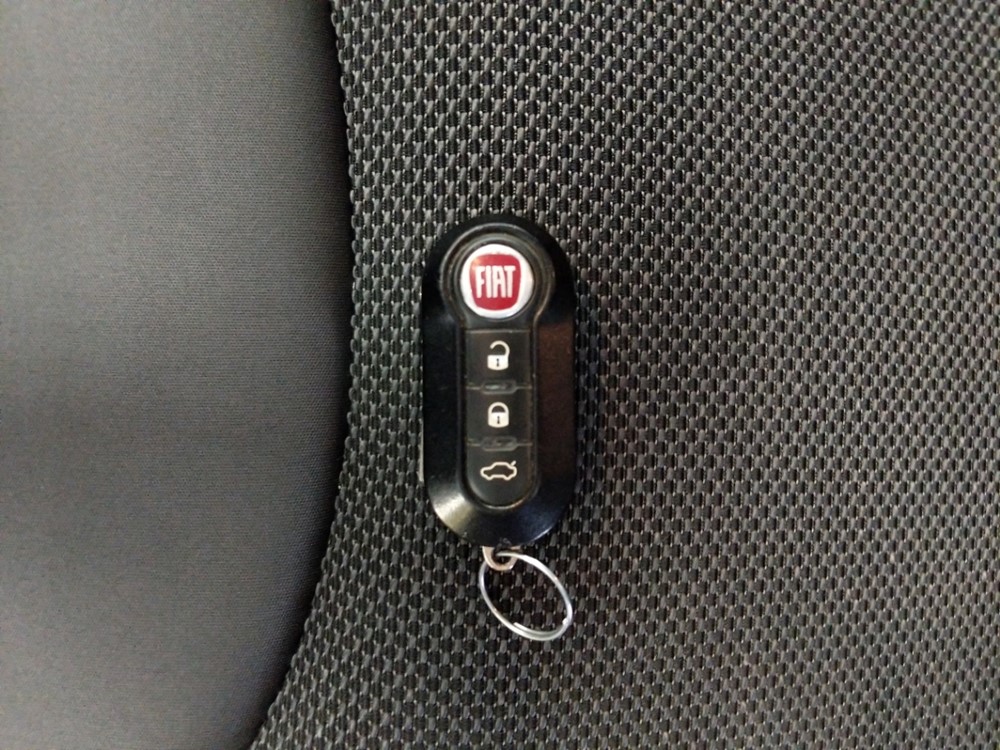 2014 FIAT 500L - Keys