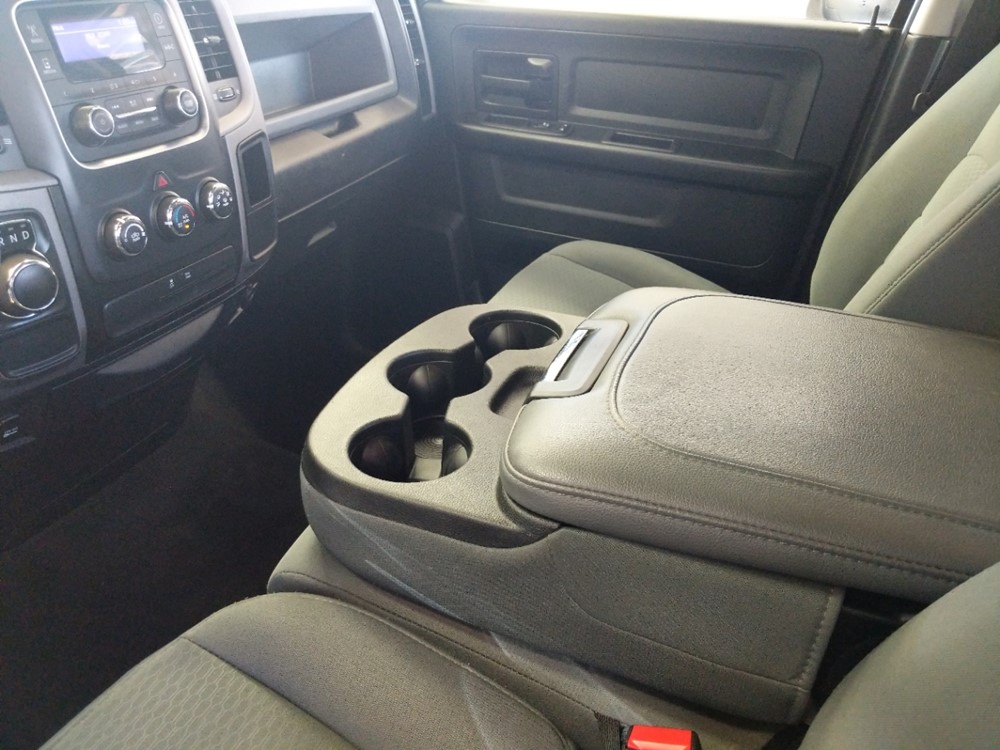 2017 Dodge Ram 1500 - Center Console/Cup Holders
