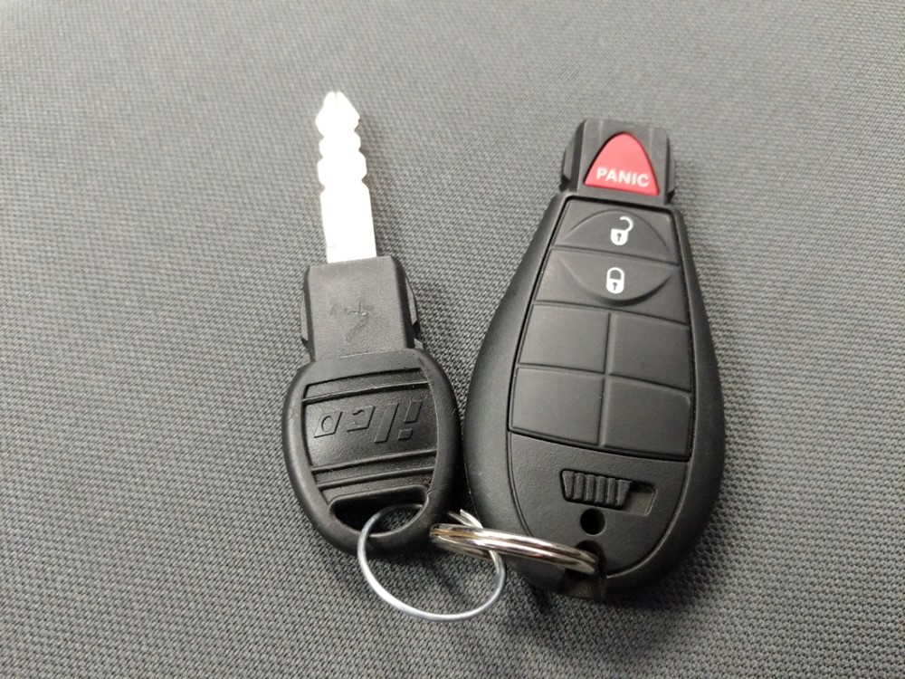 2017 Dodge Ram 1500 - Keys
