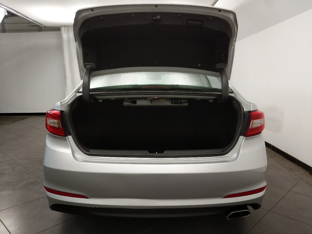 2016 Hyundai Sonata - Trunk