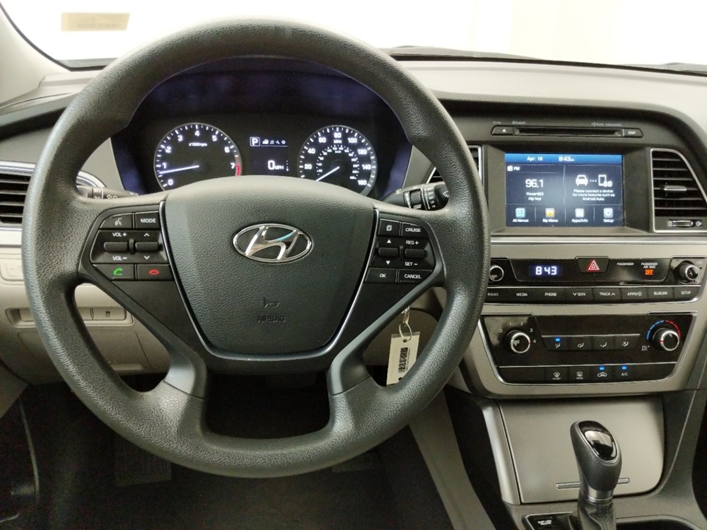 2016 Hyundai Sonata - Driver Dash