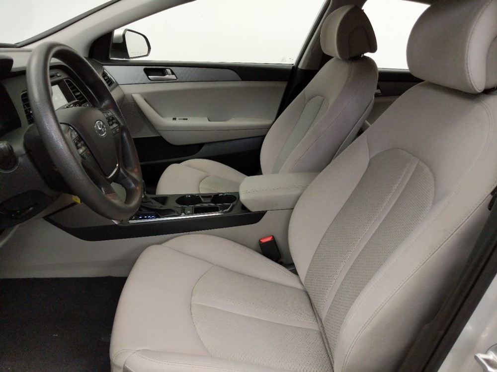 2016 Hyundai Sonata - Driver Front Seat