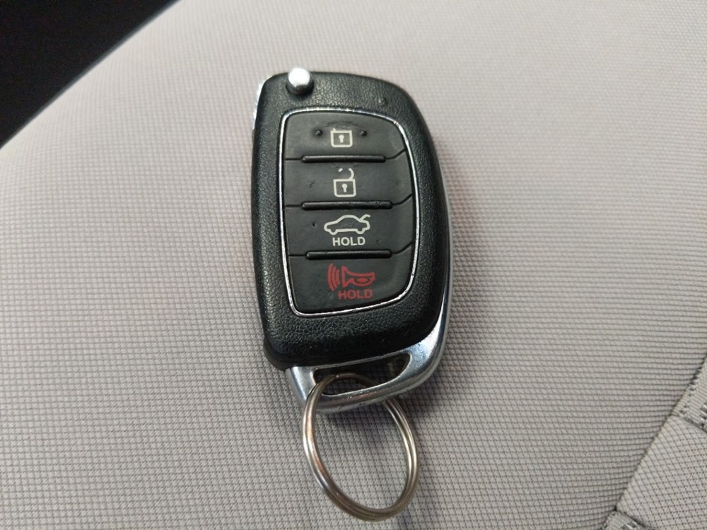 2016 Hyundai Sonata - Keys