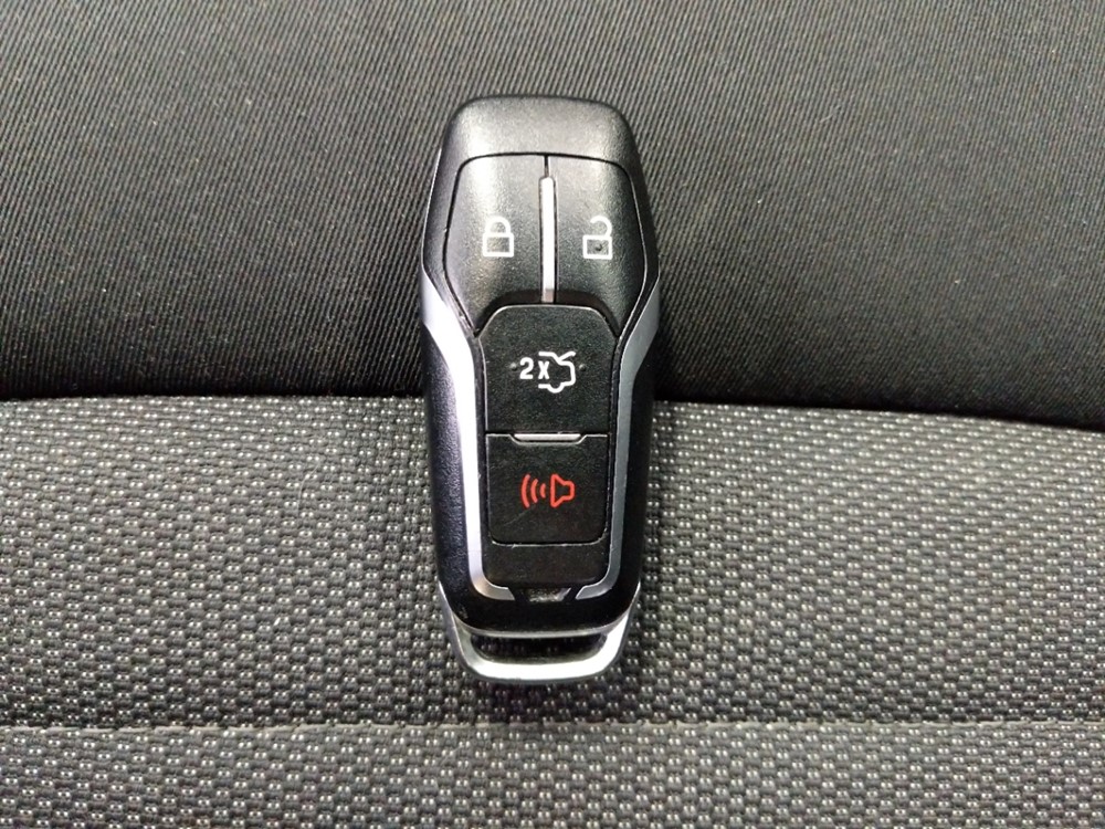 2015 Ford Edge - Keys