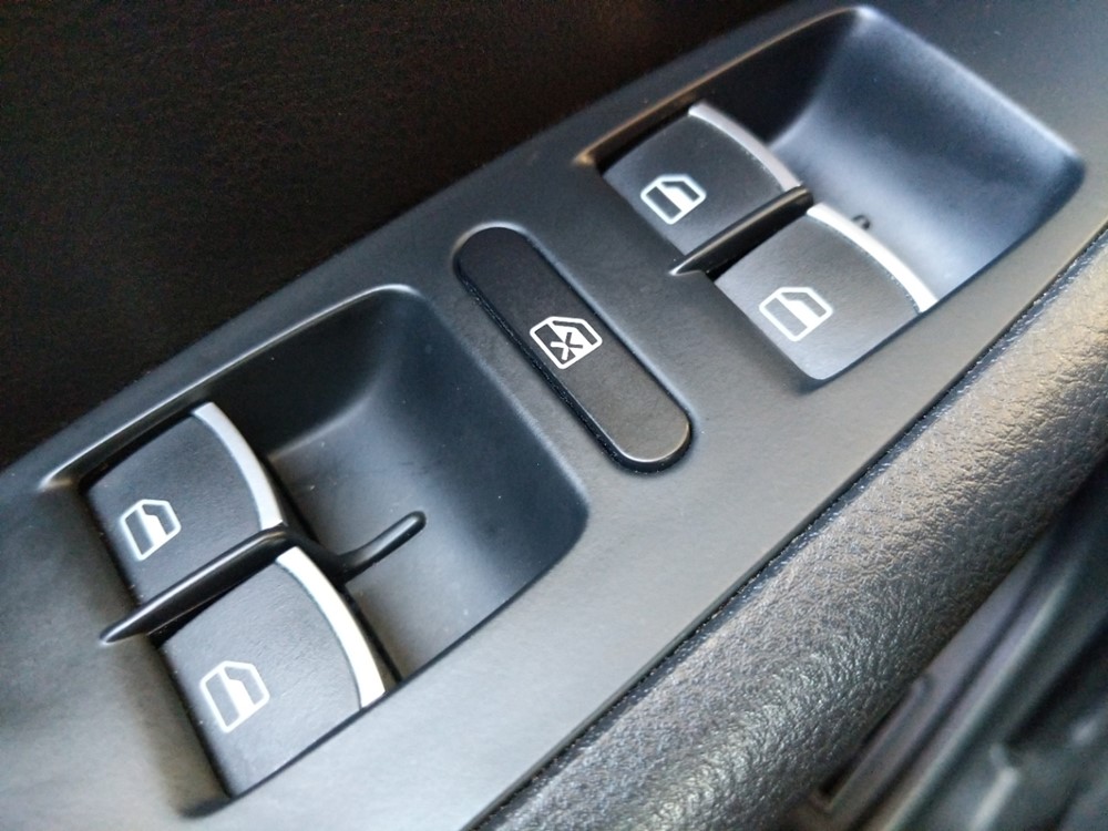 2014 Volkswagen Jetta - Driver Power Windows/Lock Control