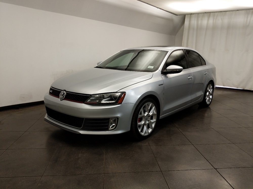 2014 Volkswagen Jetta - Driver Front Bumper