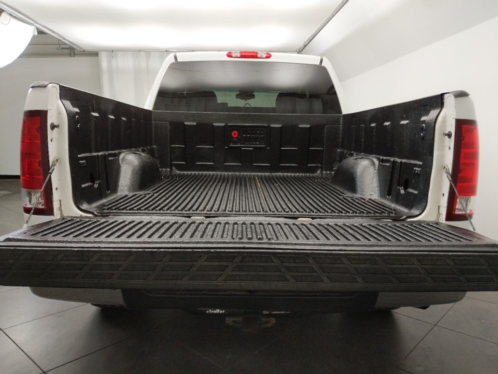 2009 GMC Sierra 1500 - Trunk