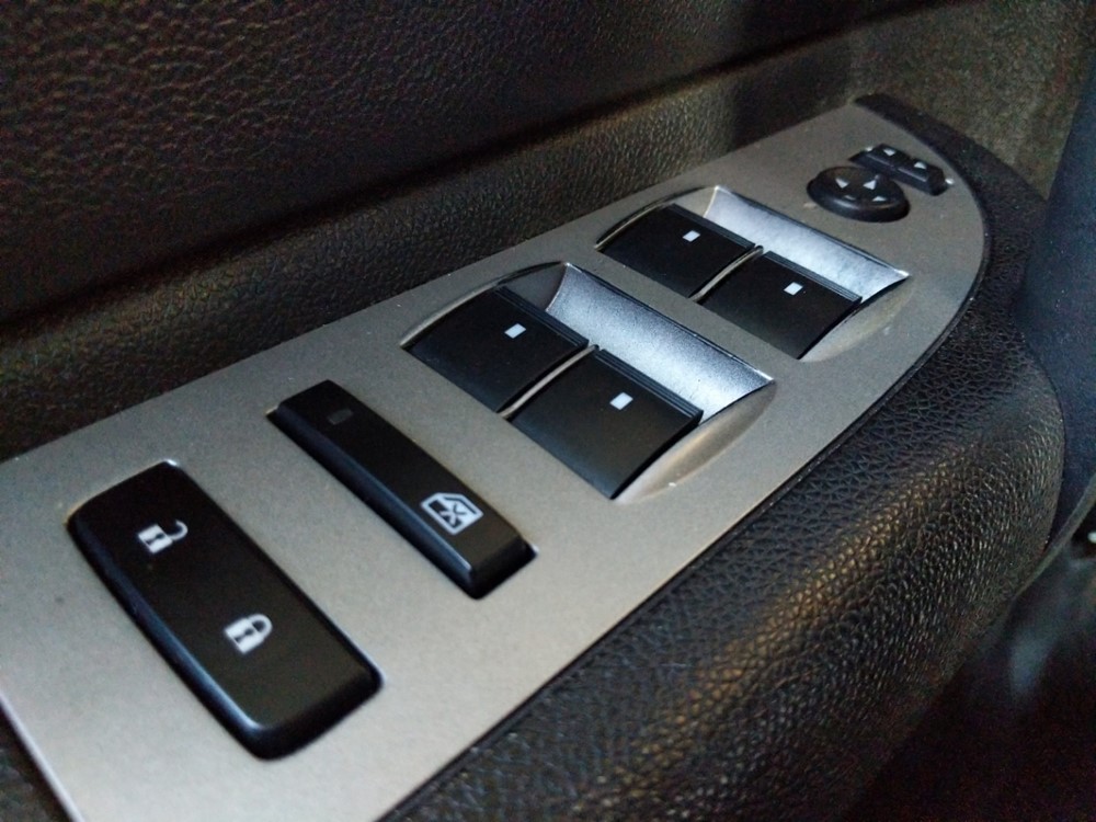 2009 GMC Sierra 1500 - Driver Power Windows/Lock Control