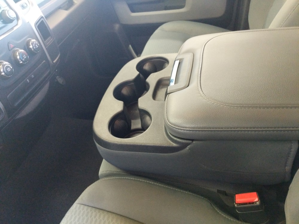 2018 Dodge Ram 1500 - Center Console/Cup Holders