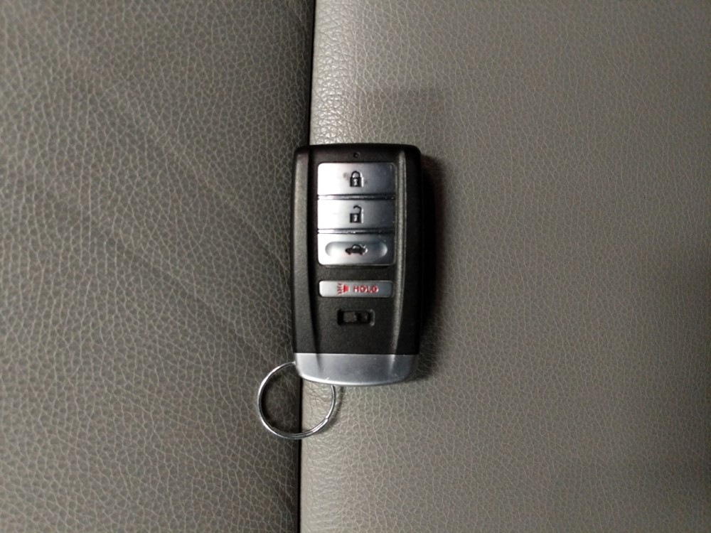 2016 Acura TLX - Keys
