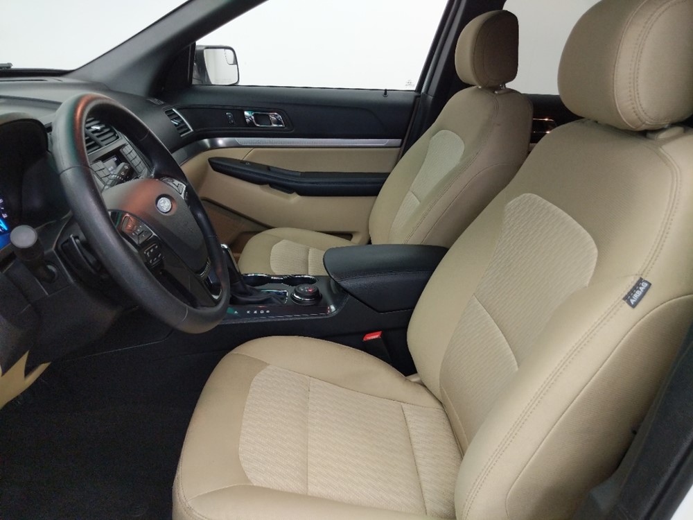 2016 Ford Explorer - Driver Front Seat