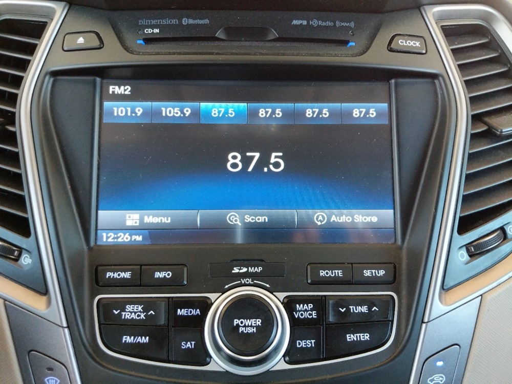 2013 Hyundai Santa Fe - Stereo Package