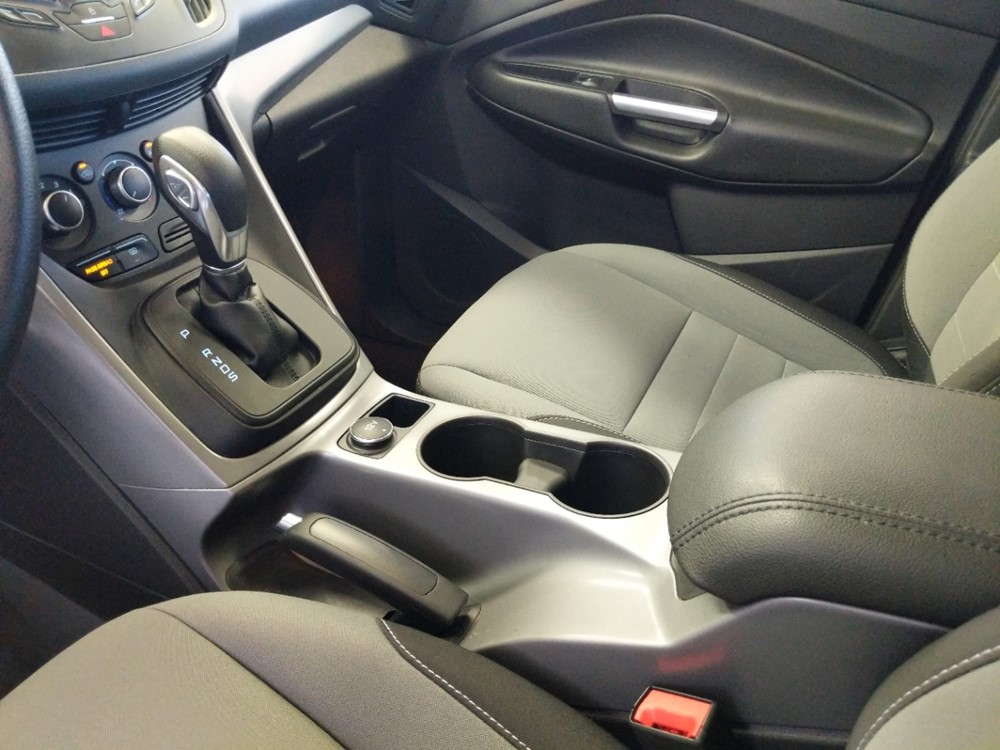 2015 Ford Escape - Center Console/Cup Holders