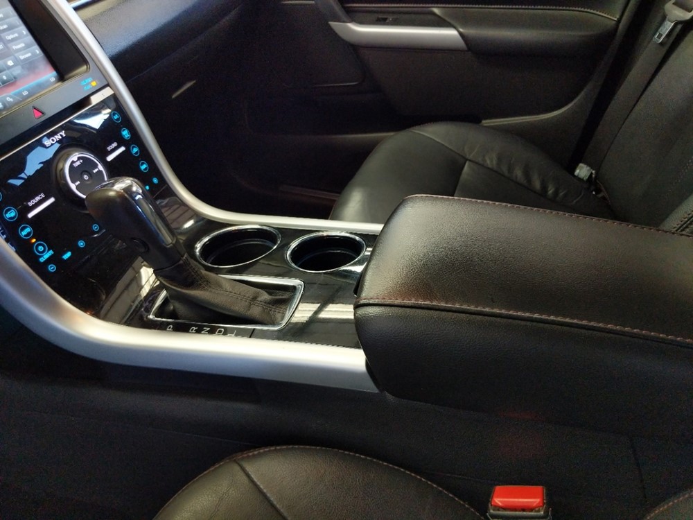 2012 Ford Edge - Center Console/Cup Holders