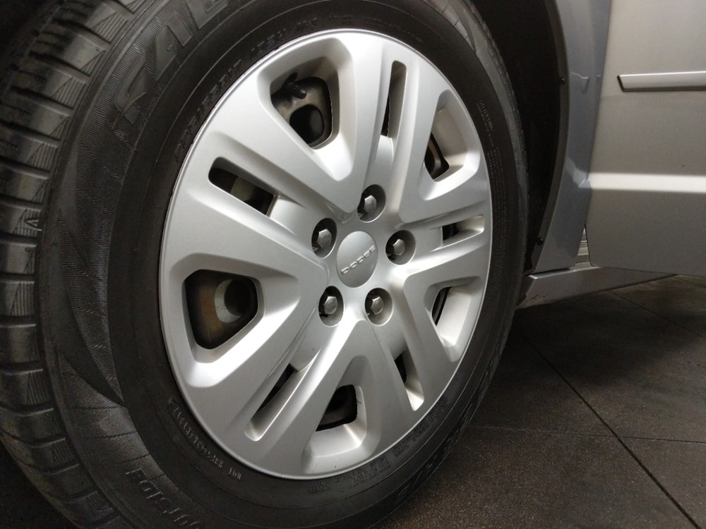 2016 Dodge Grand Caravan - Wheel