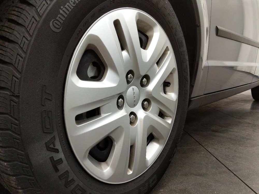 2016 Dodge Grand Caravan - Wheel