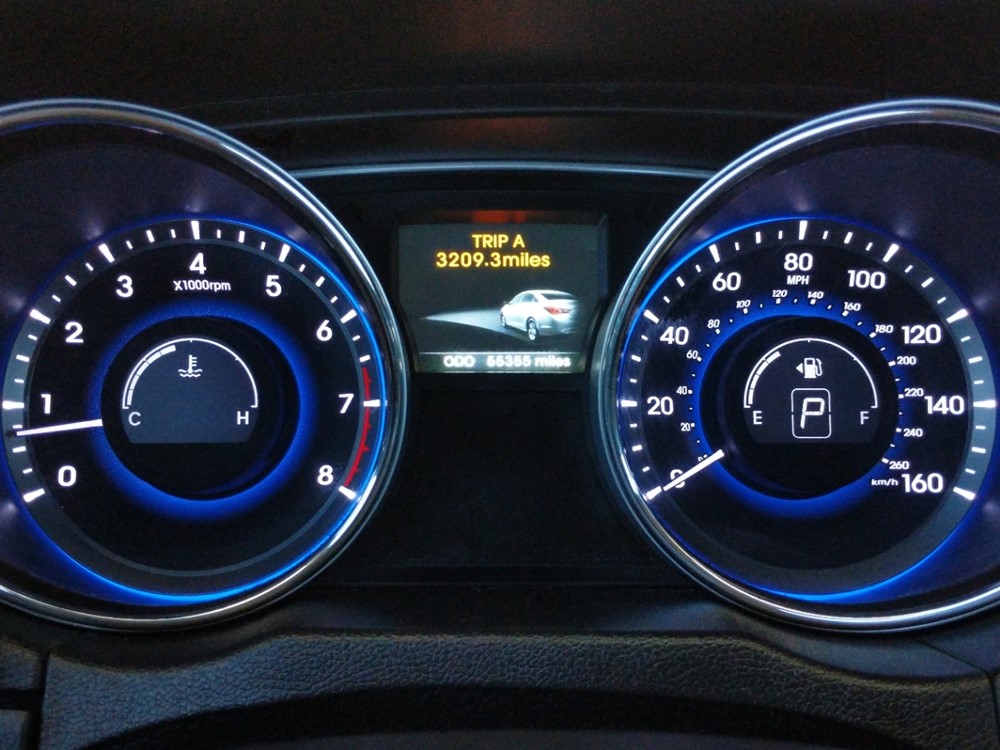 2014 Hyundai Sonata - Odometer Close Up