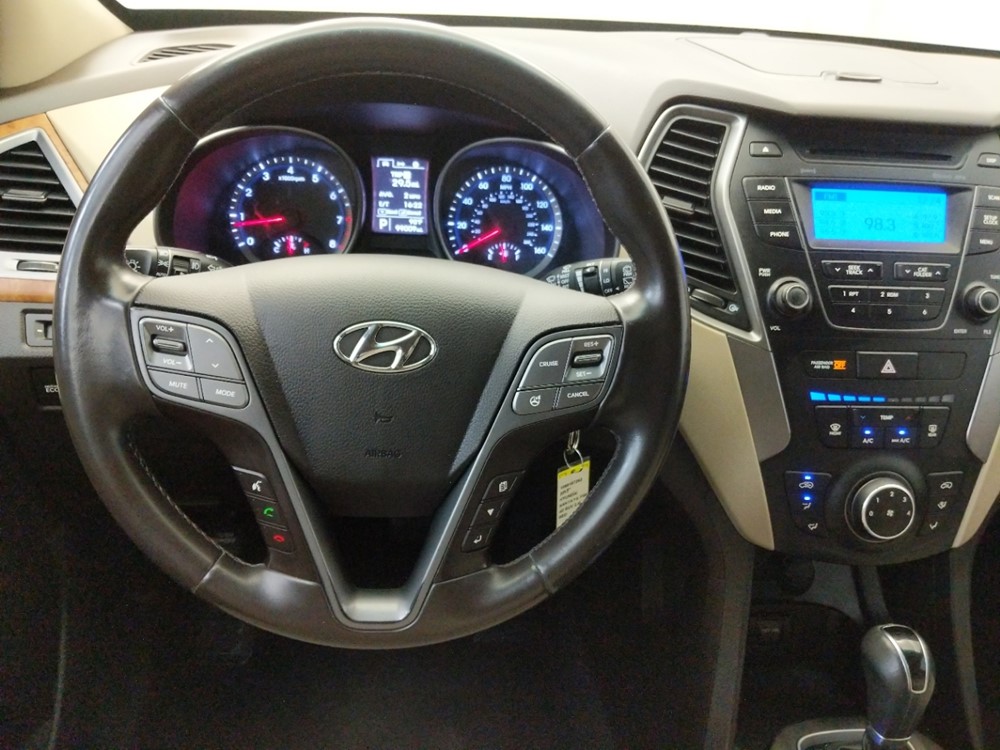 2013 Hyundai Santa Fe - Driver Dash